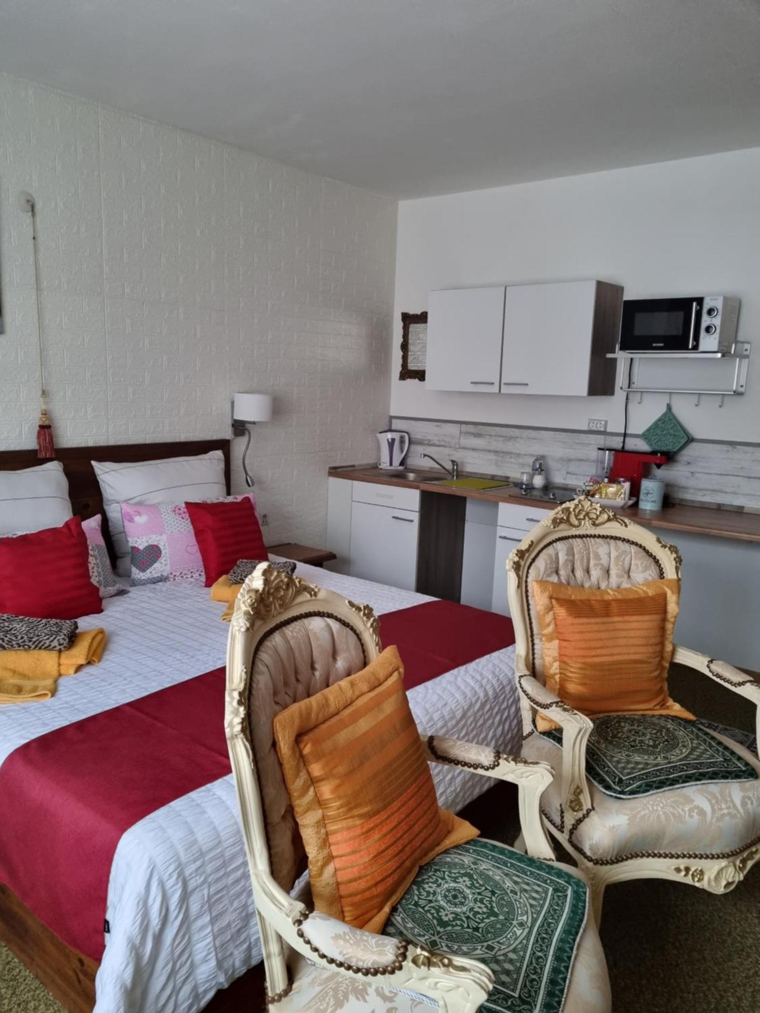 Appartamento Haus Isabella Lutzerath Esterno foto